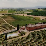 Terra Rossa Farm stay Valiano