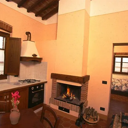 Terra Rossa Farm stay Valiano