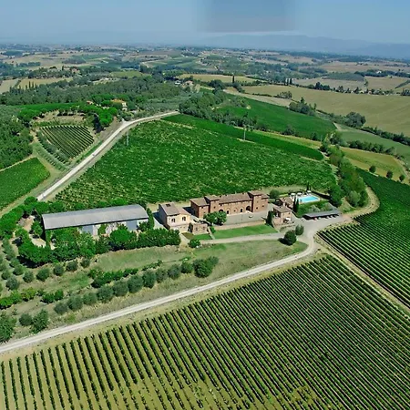 Terra Rossa Farm stay *