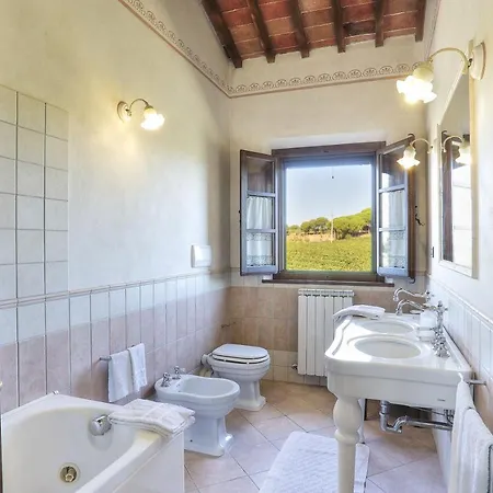 Terra Rossa Farm stay Valiano